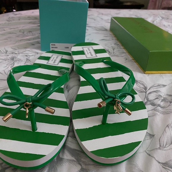 Sandals - Picture 11 of 13